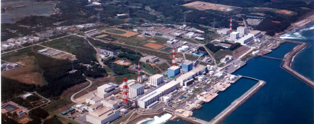 Luftaufnahme des havarierten Atomkraftwerks Fukushima Daiichi